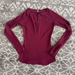 SO Junior Casual thermal wine cranberry red long sleeve tee shirt vintage